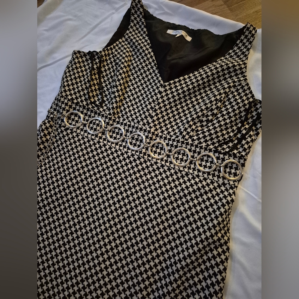 Evan Picone Houndstooth Midi Dress. Chain Belt Included! Lined! NWT!